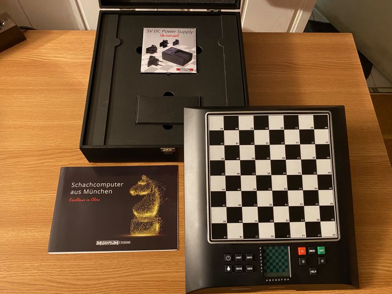 Datei:Millennium ChessGenius Pro Special Edition Bild 4.jpeg