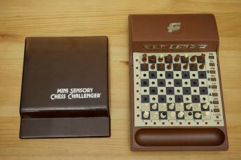 Fidelity Mini Sensory Chess Challenger.jpg